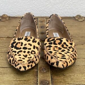 Steve Madden Leopard Calf Hair Pointed Loafers Size 6.5 Like New